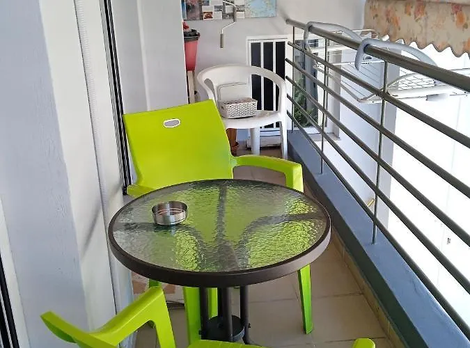 John's Home, σε οικογενειακό διαμέρισμα, συγκατοίκηση